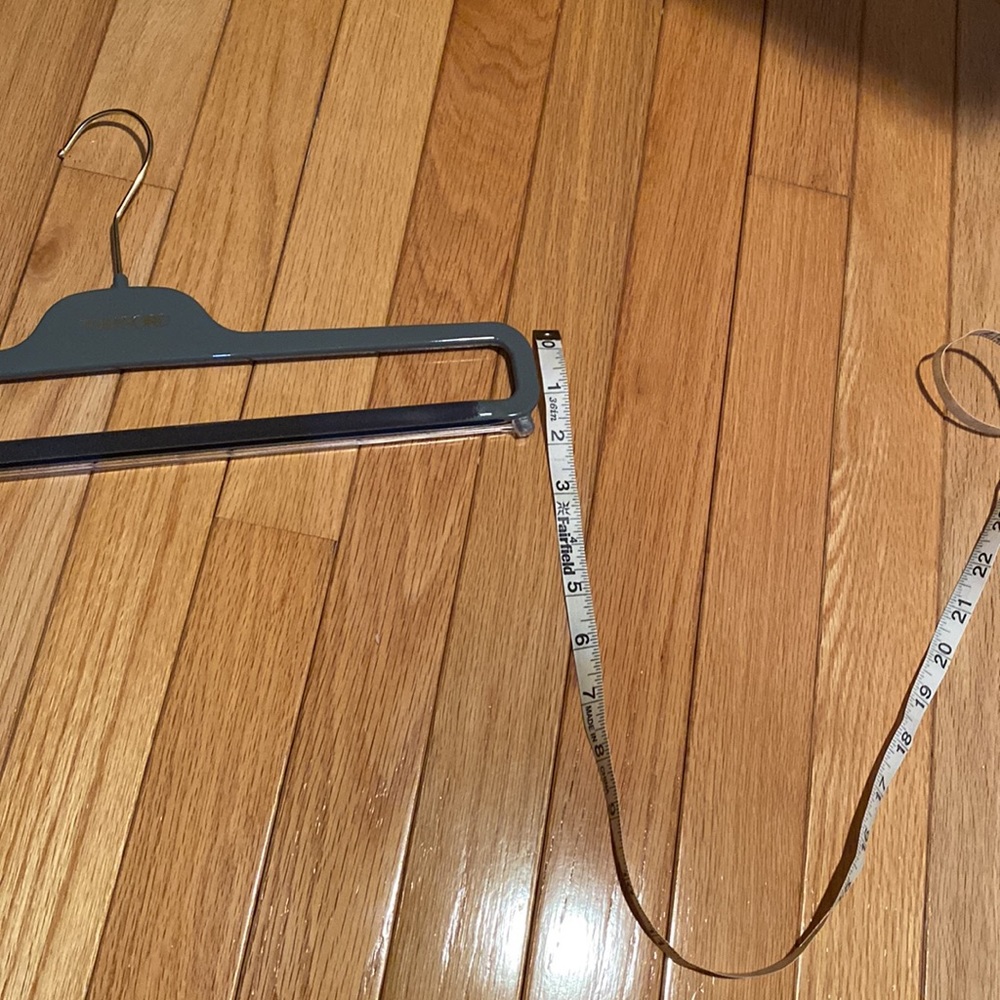 Authentic TOM FORD hanger - Picture 5 of 5